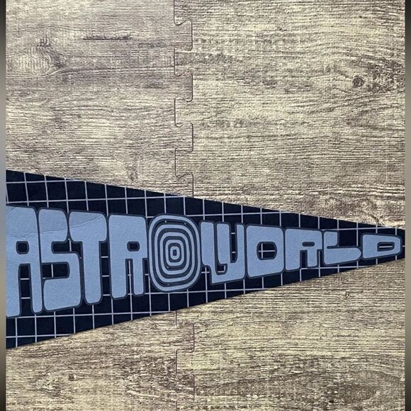 NWOT - Travis Scott 2021 ASTROWORLD Tour Pennant Flag- 24” Black/Blue Gray Flag - Picture 4 of 4